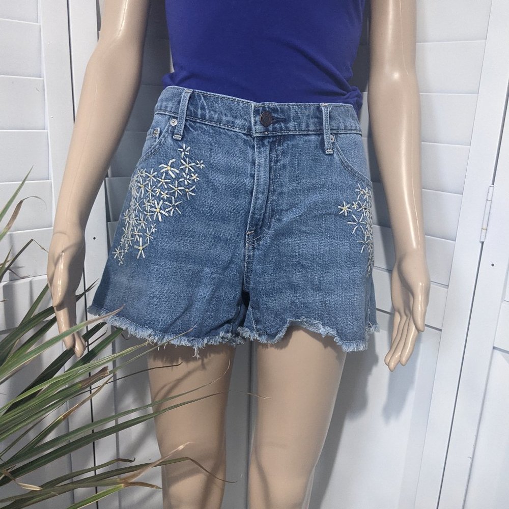 Gap Denim Best Girlfriend Embroider Shorts 30